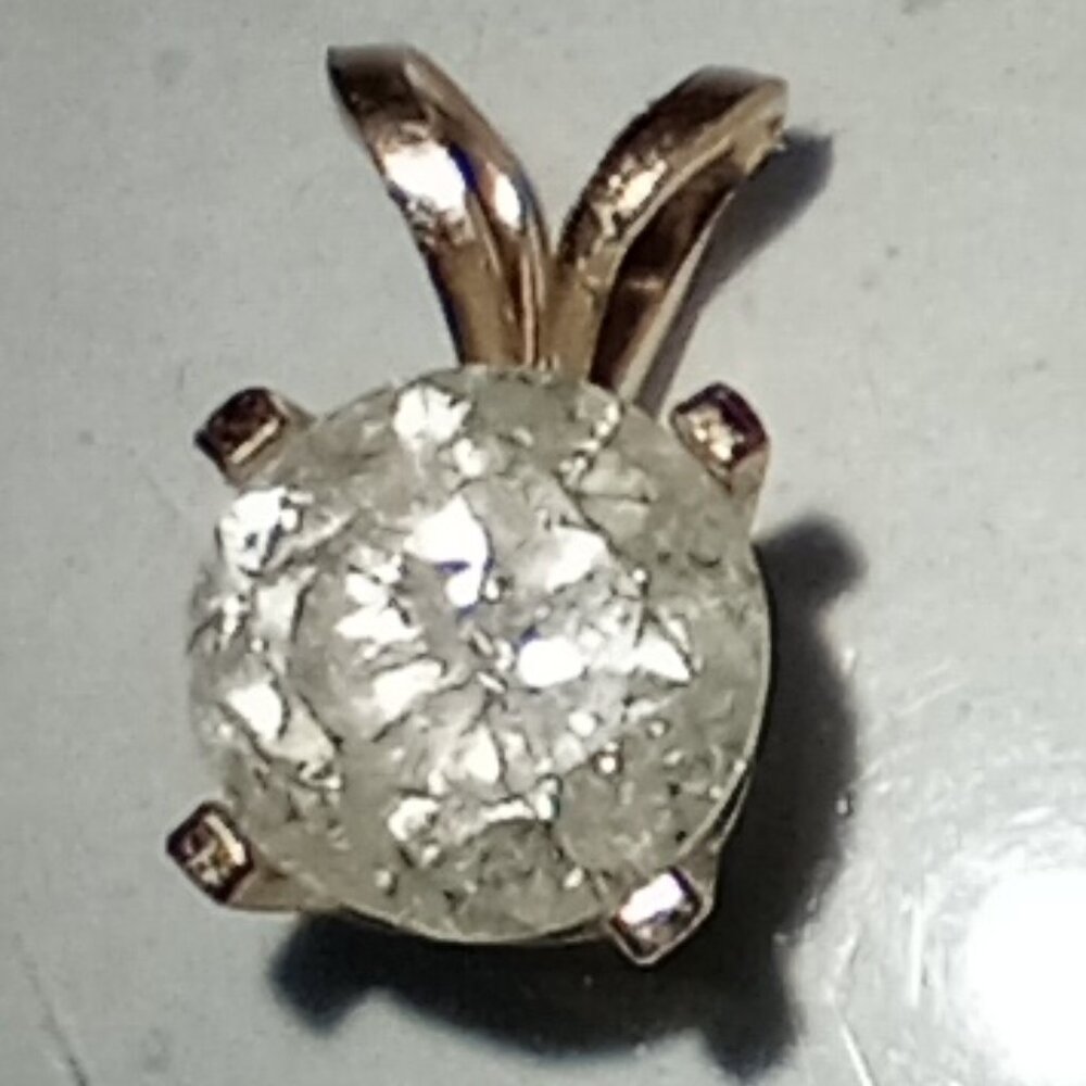 14Kt Yellow Gold 1.25-Carat Solitaire White Diamond Pendant